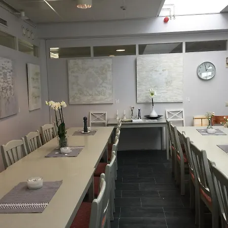 Winterhouse Otel 2*